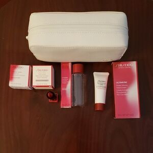 Shiseido/Tilley beltbag with Skincare Set & Red Mini Lipstick